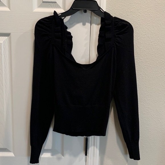 Love Tree Tops - Off Shoulder Black Crop